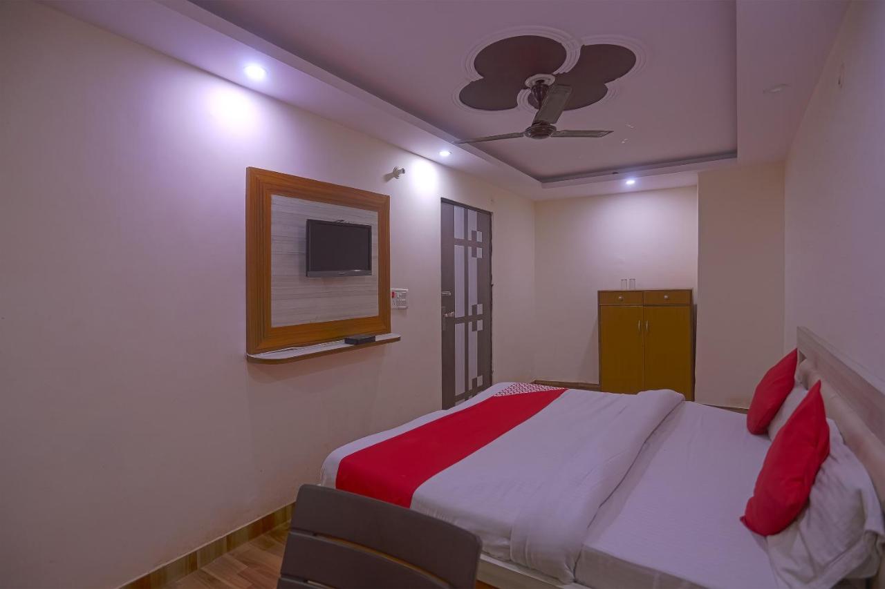 Oyo Flagship 79289 Hotel Grand Keshav Ghaziabad Esterno foto
